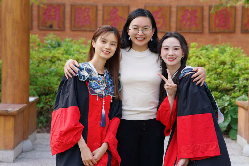 热烈祝贺本课题组朱彩霞老师晋升...